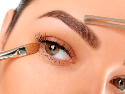 Услуги коррекция бровей